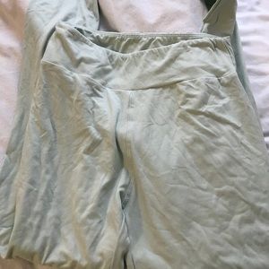 Lularoe mint leggings. BNWOT, never worn.
